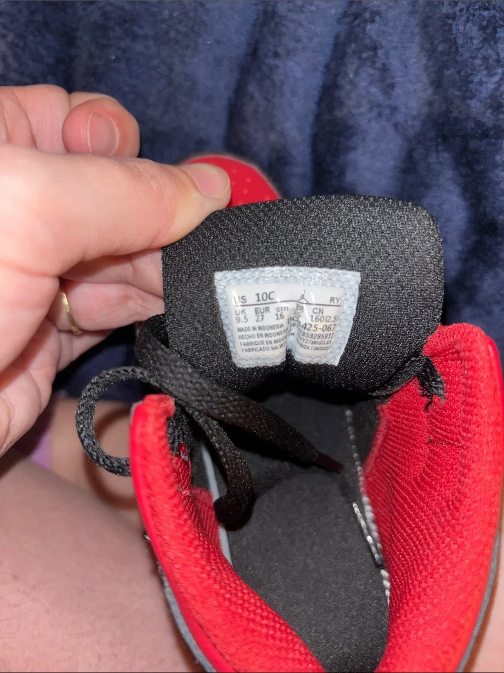 Jordan 1 Mid Black and Red - Kids Size 10C